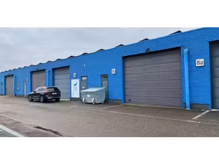 bâtiment d’entreprise à louer à herentals pour € 1.695