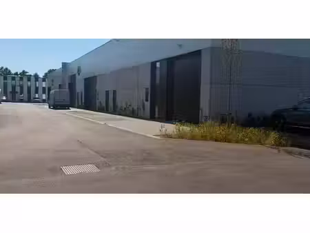 bâtiment d’entreprise à louer à kapellen pour € 1.500
