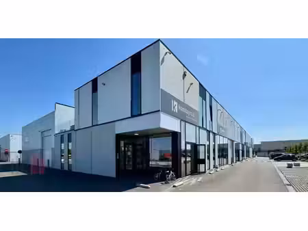 bâtiment d’entreprise à louer à merchtem pour € 1.750