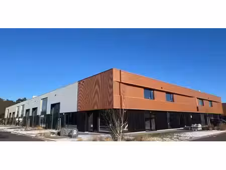 bâtiment d’entreprise à louer à merksplas pour € 1.425
