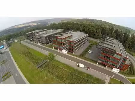 bâtiment d’entreprise à louer à loyers pour € 5.187