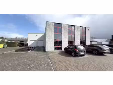 bâtiment d’entreprise à louer à olen pour € 7.250