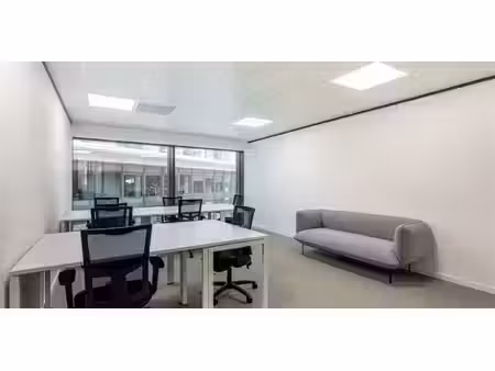 bureau à louer à auderghem pour € 1.579