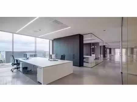 bureau à louer à saintes pour € 13.750