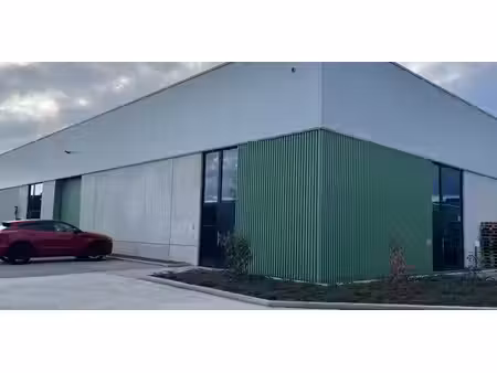 entrepôt à louer à hasselt pour € 1.650