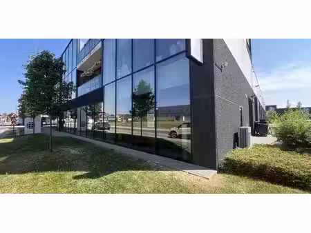 entrepôt à louer à lendelede pour € 1.350