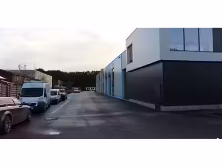 entrepôt à louer à rijkevorsel pour € 1.490