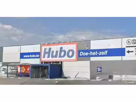 bien commercial à louer à wilrijk pour € 29.486
