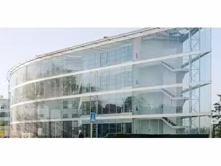 bureau à louer à ixelles pour € 12.503