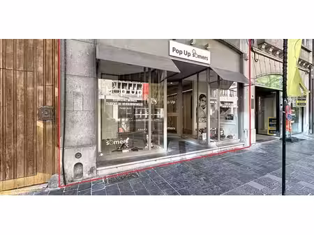 bien commercial à louer à kortrijk pour € 1.390