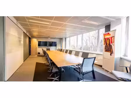 bureau à louer à la hulpe pour € 5.930