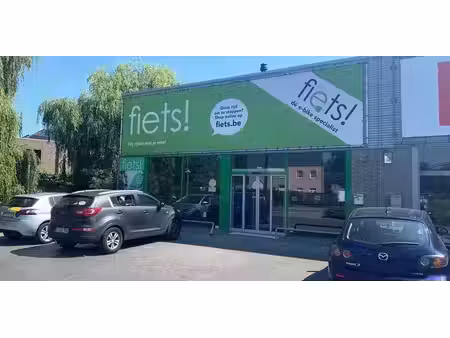 bien commercial à louer à lochristi pour € 5.549
