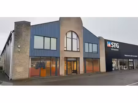 bien commercial à louer à zandhoven pour € 8.100