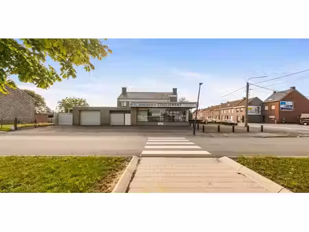 bien commercial à vendre à zwevegem pour € 689.000 avec 4 chambres à coucher