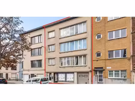 sous option - immeuble d'appartements à vendre à wilrijk avec 9 chambres à coucher
