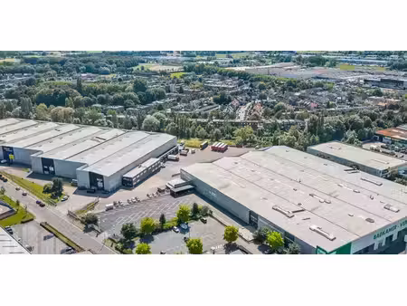 bâtiment d’entreprise à louer à wilrijk pour € 17.622