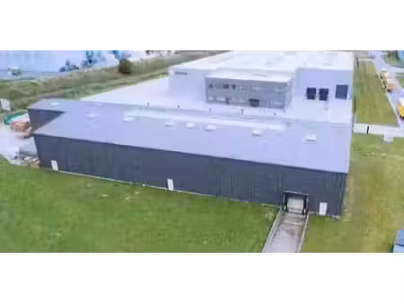 bâtiment d’entreprise à louer à desteldonk pour € 21.333