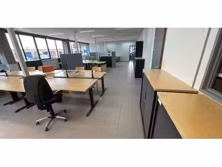 bâtiment d’entreprise à louer à heist-op-den-berg pour € 1.750