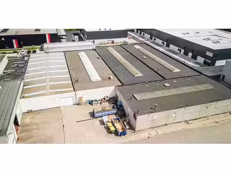 bâtiment d’entreprise à louer à heist-op-den-berg pour € 1.750