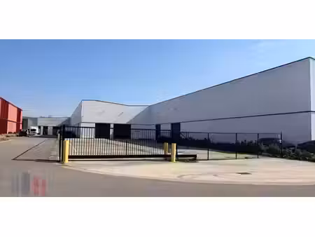 bâtiment d’entreprise à louer à lummen pour € 28.750