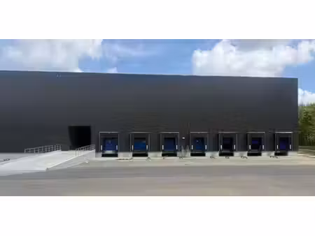 bâtiment d’entreprise à louer à nivelles pour € 60.057