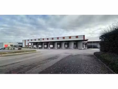 bâtiment d’entreprise à louer à orcq pour € 26.250