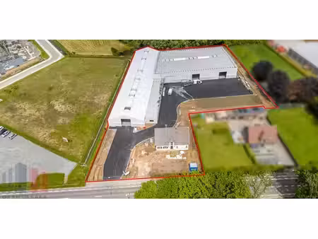 bâtiment d’entreprise à louer à wichelen pour € 15.060