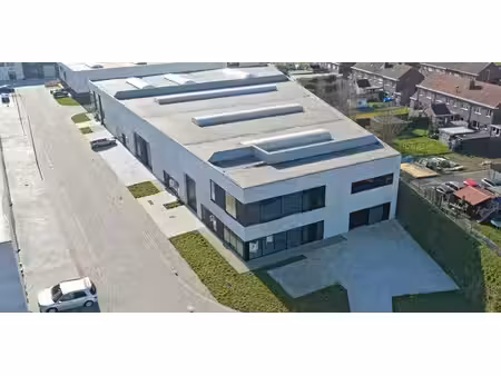 bâtiment d’entreprise à vendre à wielsbeke pour € 697.000