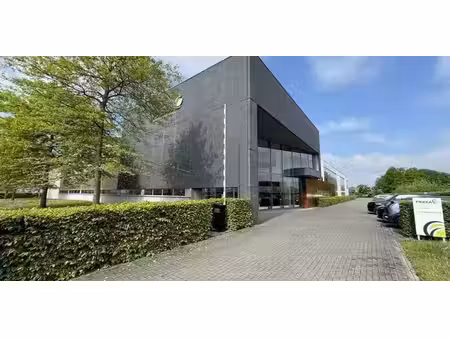 bâtiment d’entreprise à louer à burcht pour € 38.333