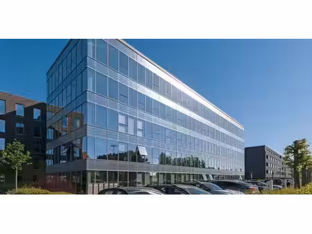 bureau à louer à berchem pour € 5.688