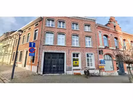 bureau à louer à hoegaarden pour € 875