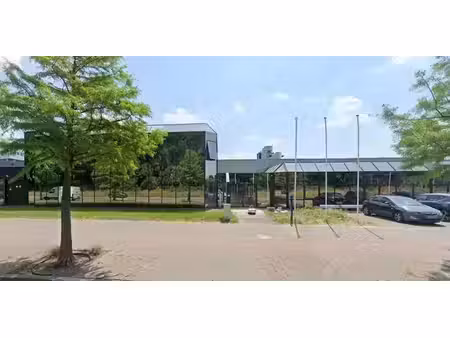 entrepôt à louer à wilrijk pour € 20.188