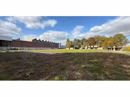 terrain industriel à vendre à eeklo pour € 2.133.000