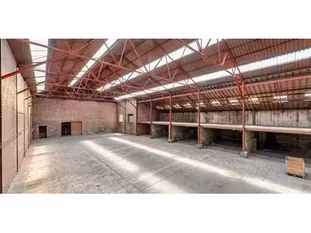 entrepôt à louer à wevelgem pour € 1.750