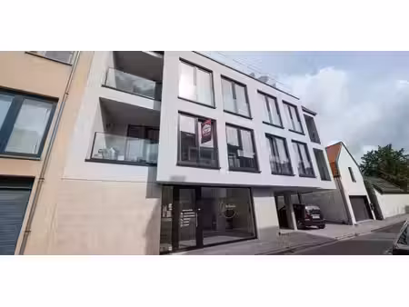 bien commercial à louer à waregem pour € 900