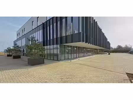 bien commercial à vendre à waregem pour € 2.984.500