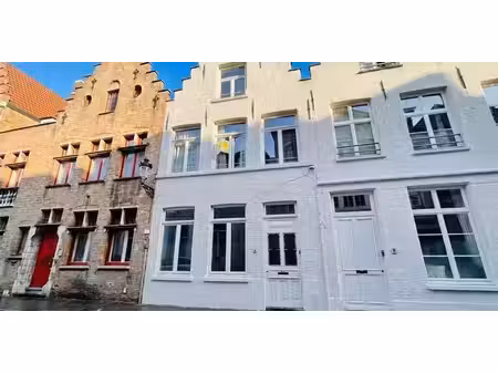 maison de maître à louer à brugge pour € 1.700