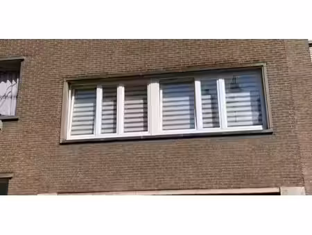 maison kangourou à vendre à molenbeek-saint-jean pour € 499.000 avec 4 chambres à coucher