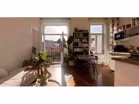 sous option - immeuble d'appartements à vendre à saint-gilles avec 3 chambres à coucher