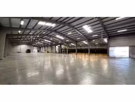 bâtiment d’entreprise à louer à mouscron pour € 11.500