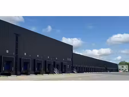 bâtiment d’entreprise à louer à nivelles pour € 33.253