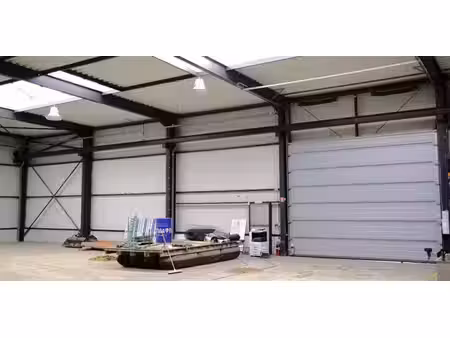 bâtiment d’entreprise à louer à stembert pour € 10.504