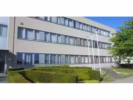 bâtiment d’entreprise à louer à vilvoorde pour € 9.024