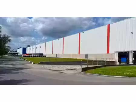 bâtiment d’entreprise à louer à tisselt pour € 84.409