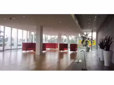 bureau à louer à antwerpen pour € 107.354