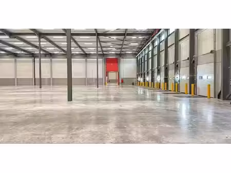 entrepôt à louer à dudzele pour € 36.710