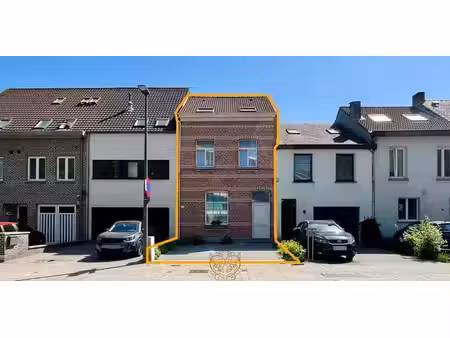 maison de maître à vendre à wilrijk pour € 499.000 avec 5 chambres à coucher