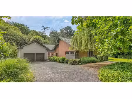 villa à vendre à petit-enghien pour € 750.000 avec 3 chambres à coucher