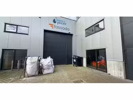 bâtiment d’entreprise à vendre à hekelgem pour € 495.000