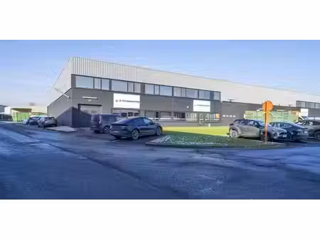 bâtiment d’entreprise à louer à deerlijk pour € 17.150